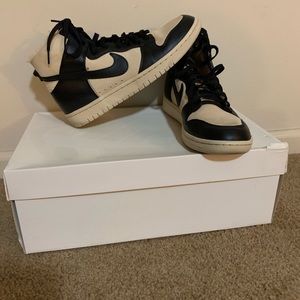 Nike Dunk Lux SP Sherpa